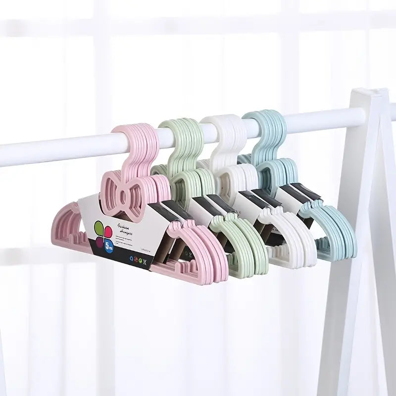 5 PCS Knot Shaped Multi-functional Baby Clothes Hangers