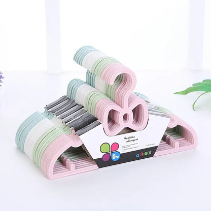 5 PCS Knot Shaped Multi-functional Baby Clothes Hangers